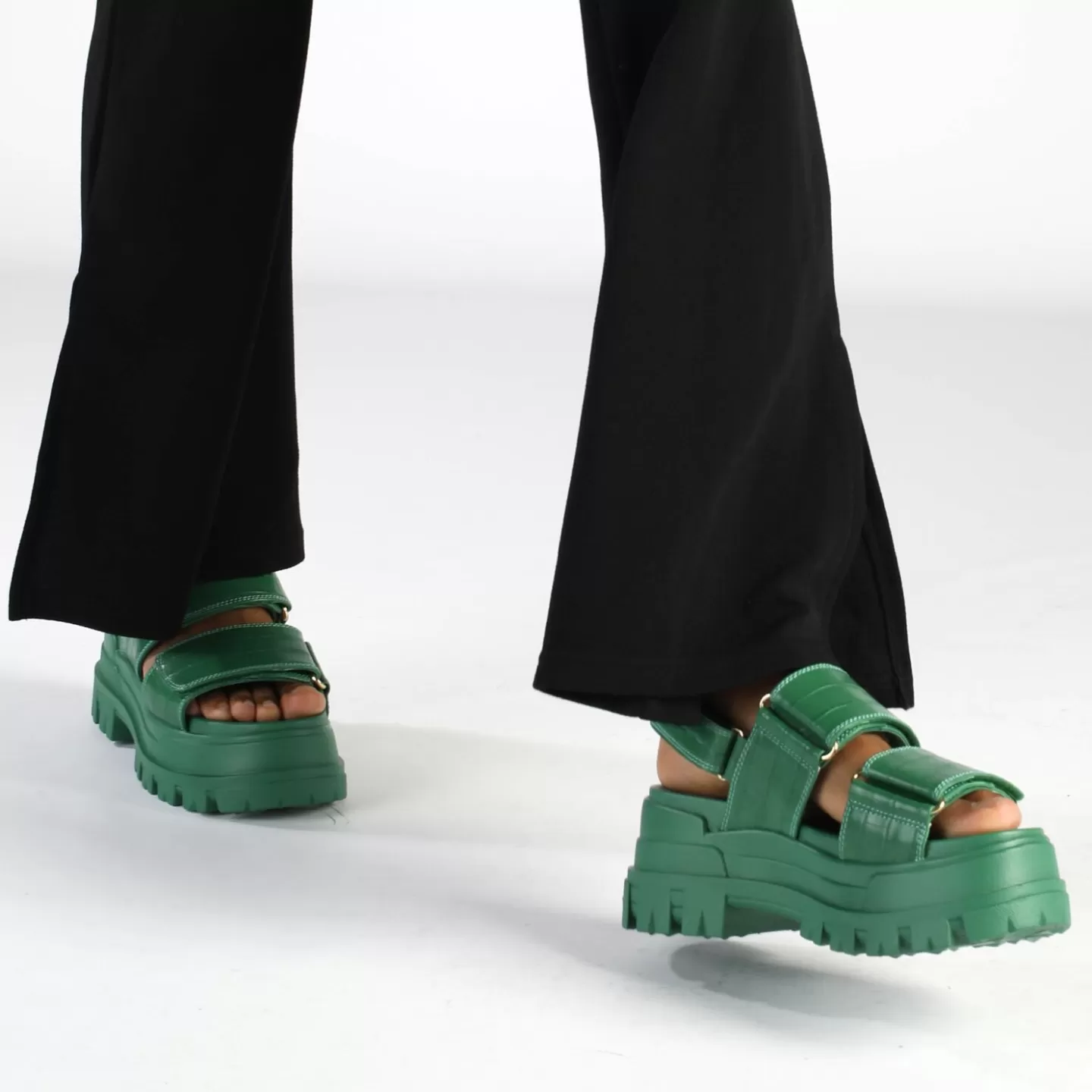 BUFFALO Aspha Snd Platform Sandals Vegan Green Fashion