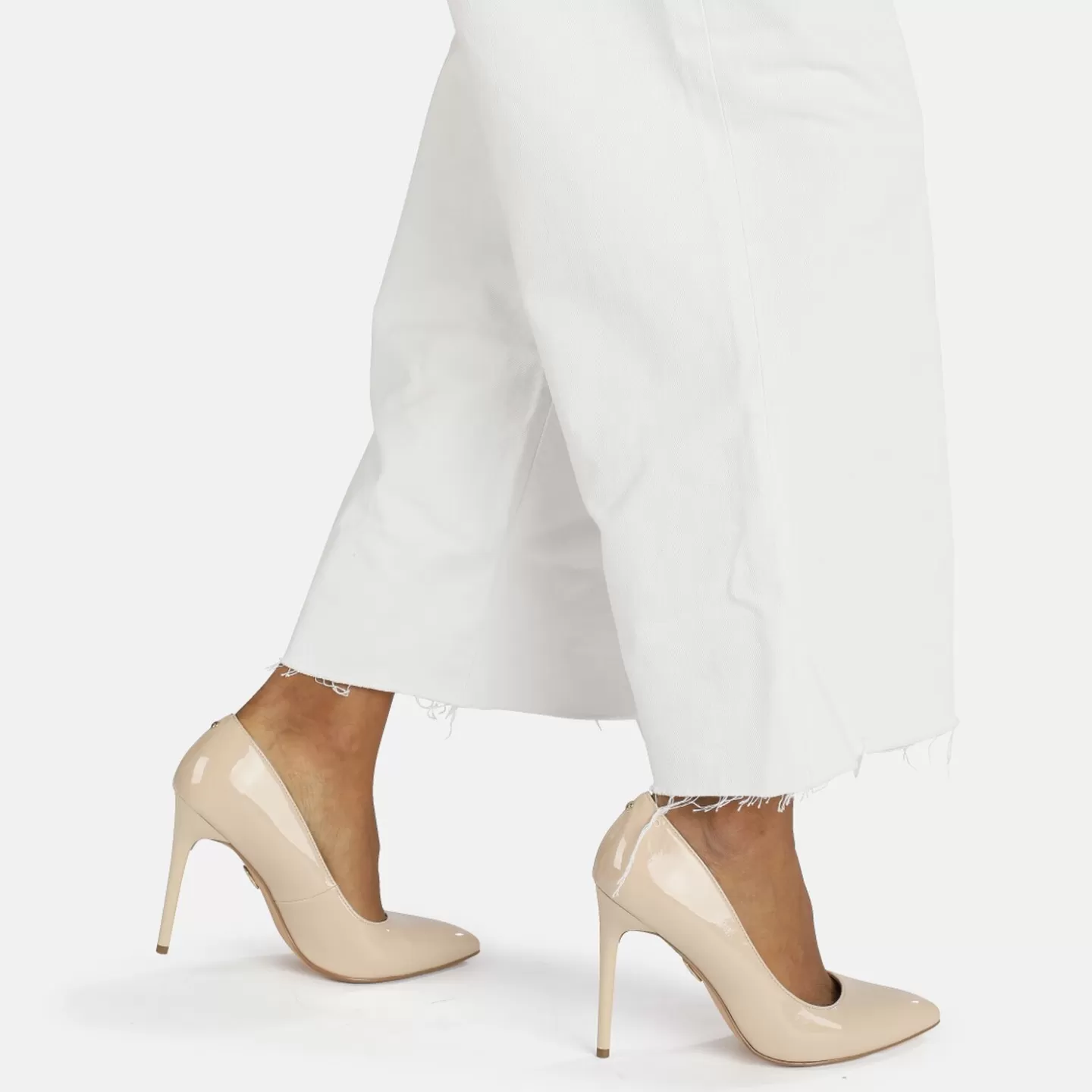 BUFFALO Juliette Pump Beige New