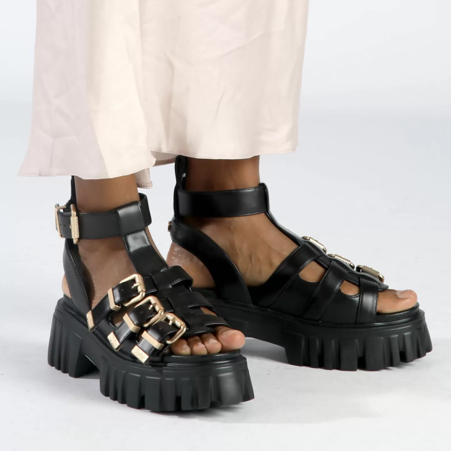 BUFFALO Lion Teeth Platform Sandals Vegan Black Best