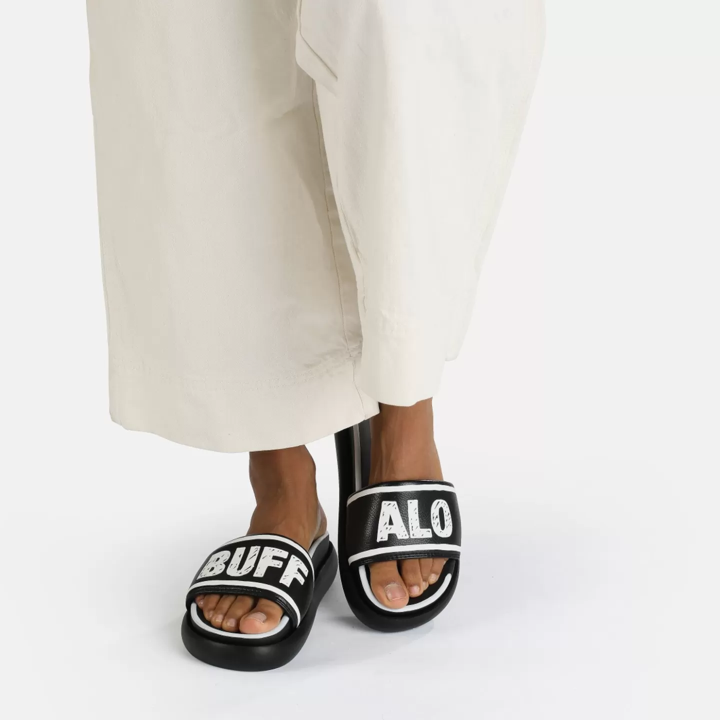 BUFFALO Rey Slide Vegan Black-White Online