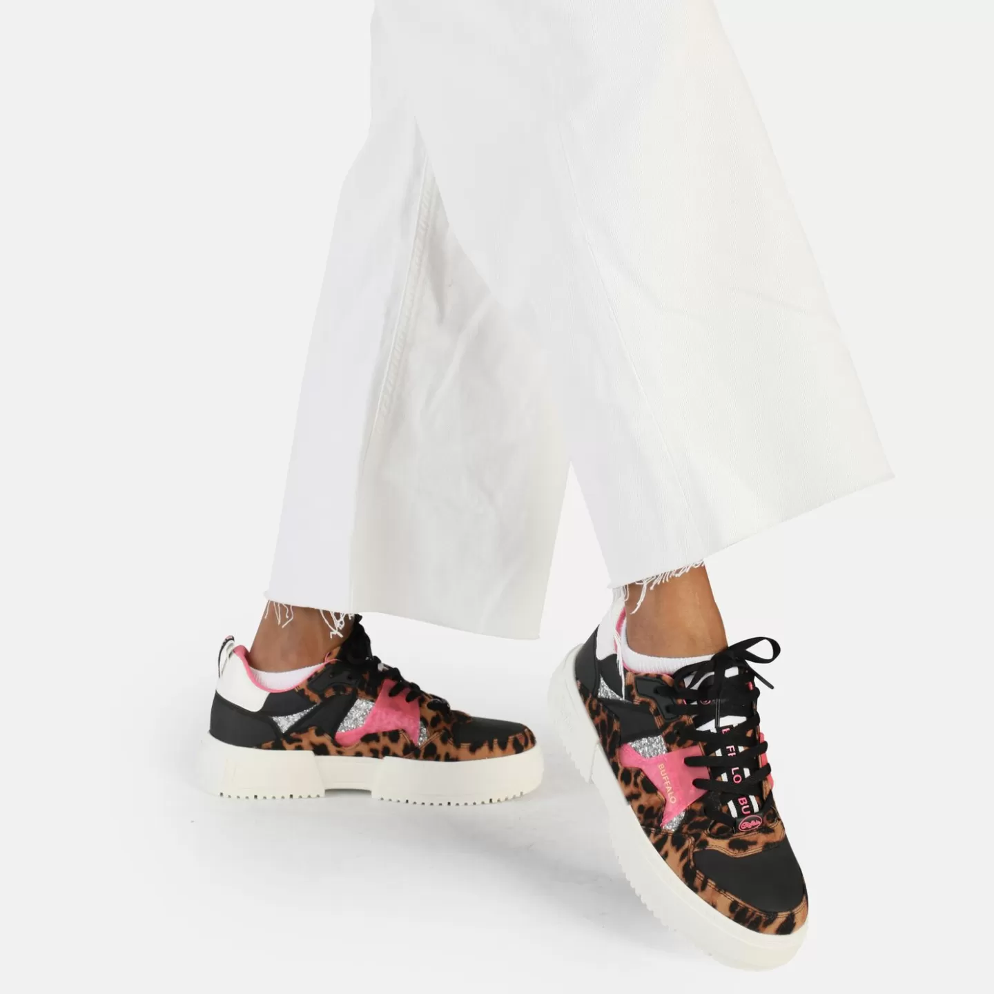 BUFFALO Rse V2 Sneaker Low Vegan Pink Fashion