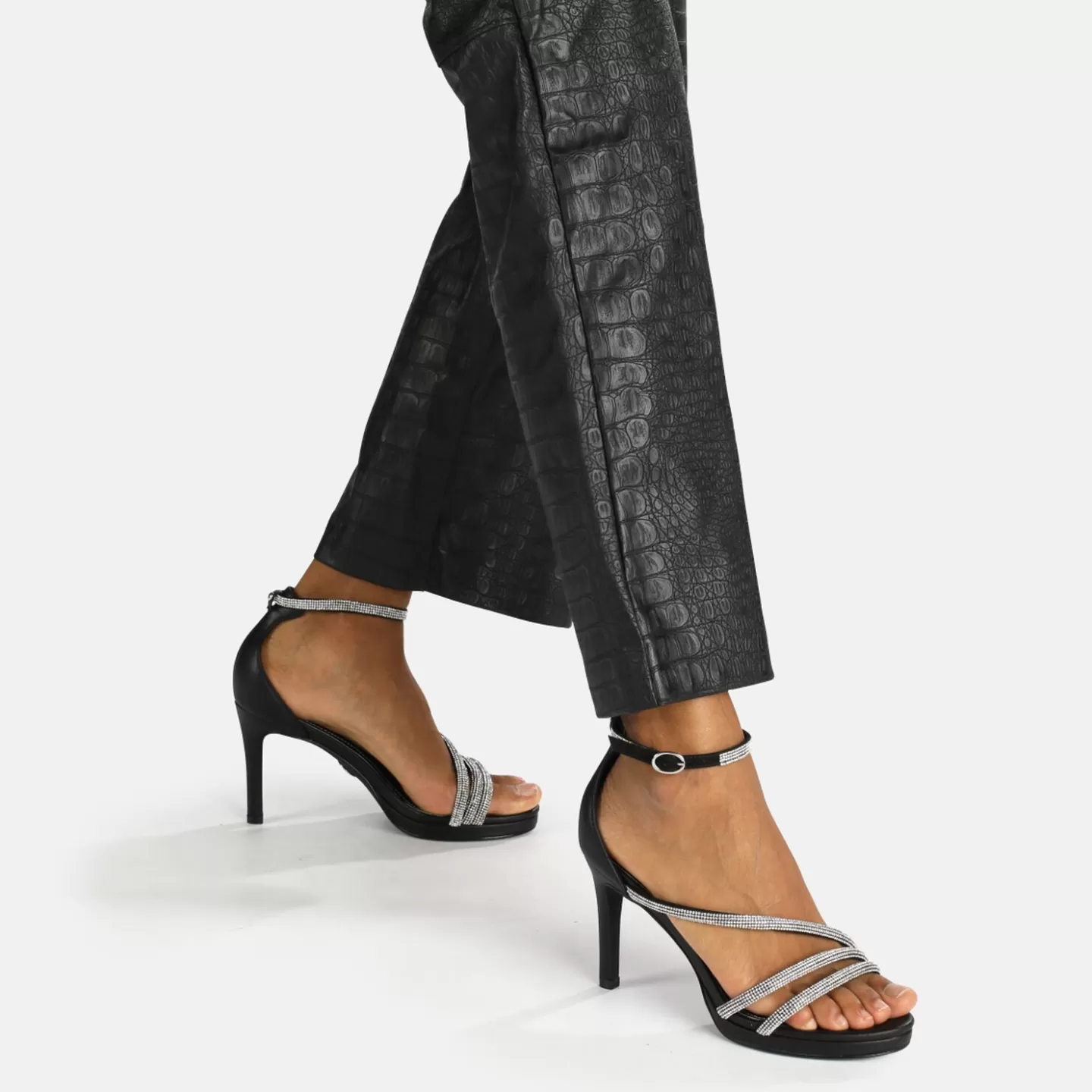 BUFFALO Serena Shine Sandal Vegan Black Outlet